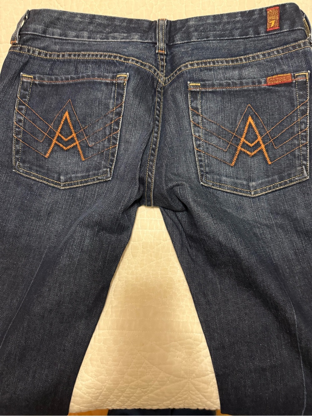 7 For All Mankind Women's Bootcut Jeans in Dark Blue with Stitching size 31